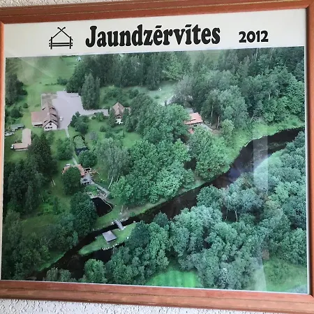 Jaundzervites Viesu Nams * Brenguli