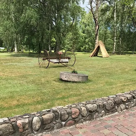 Jaundzervites Viesu Nams Holiday home *